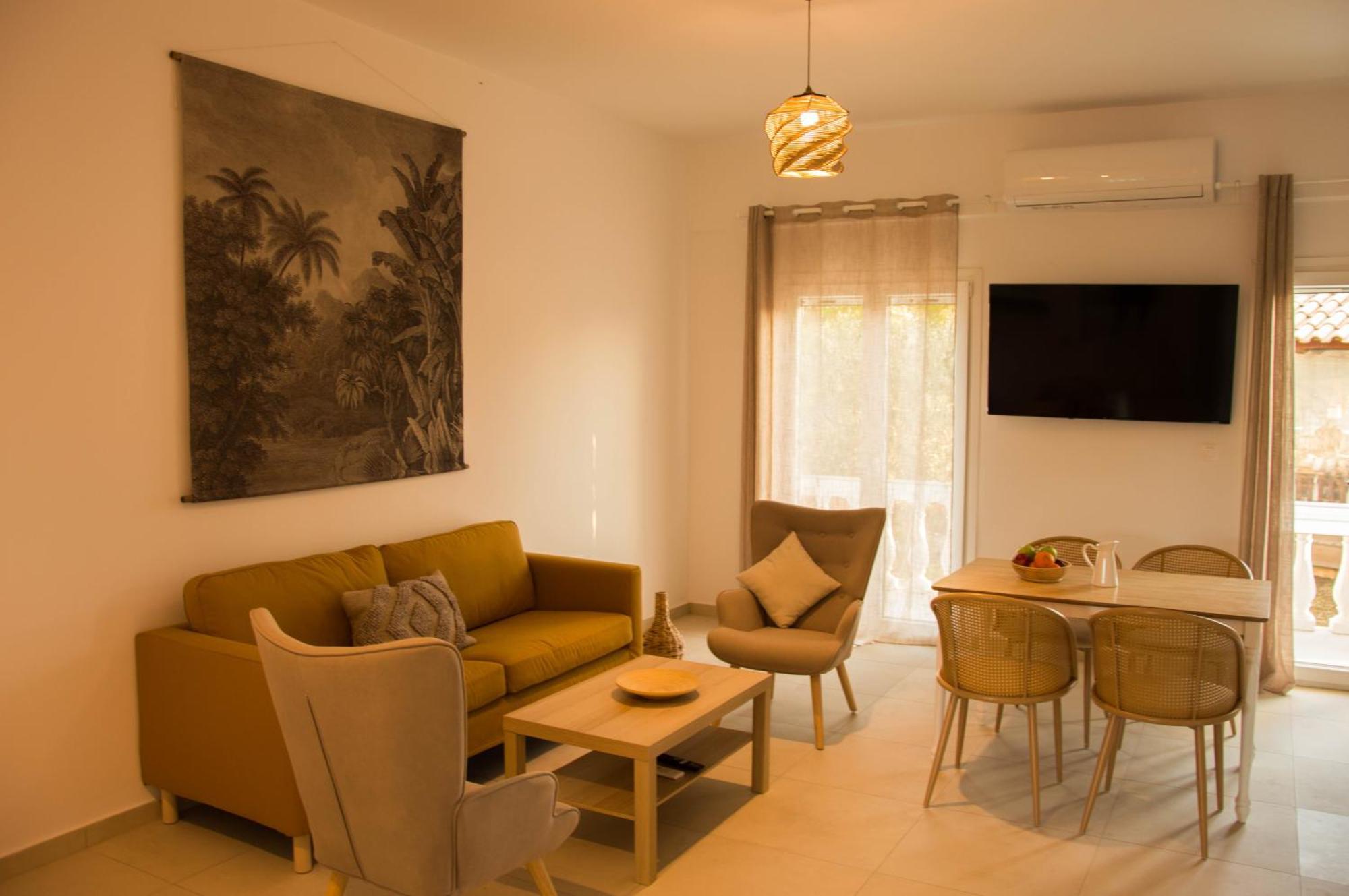 Aristidis Apartments Agios Georgios  Buitenkant foto